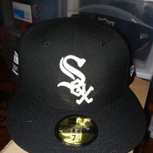 100 yr of New era fitted hats 7 1/4